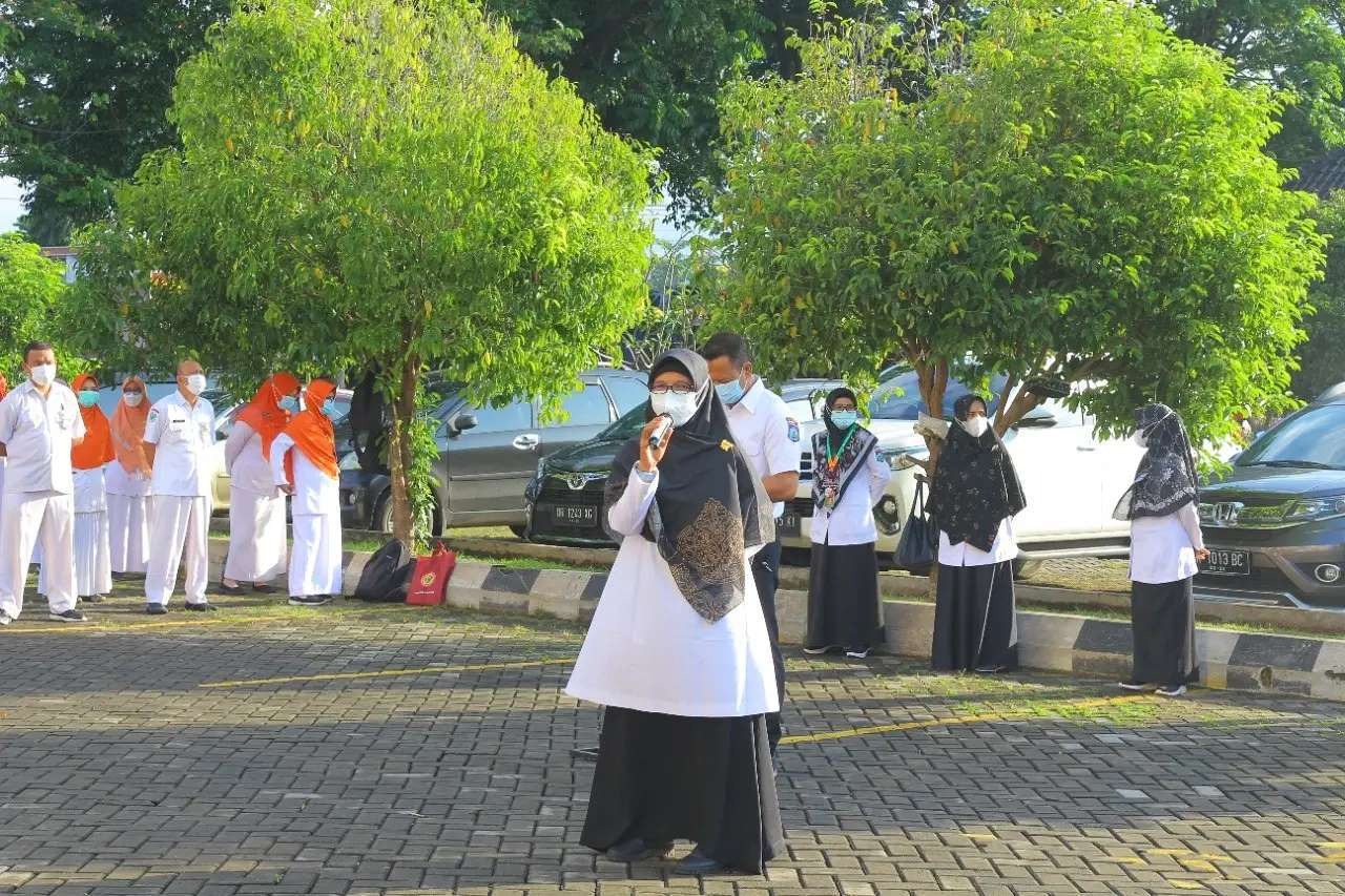 KABID PELAYANAN : STOK VAKSIN DOSIS 1 DAN 2 DENGAN SEGALA GOLONGAN USIA TERSEDIA BANYAK DI RSJMS